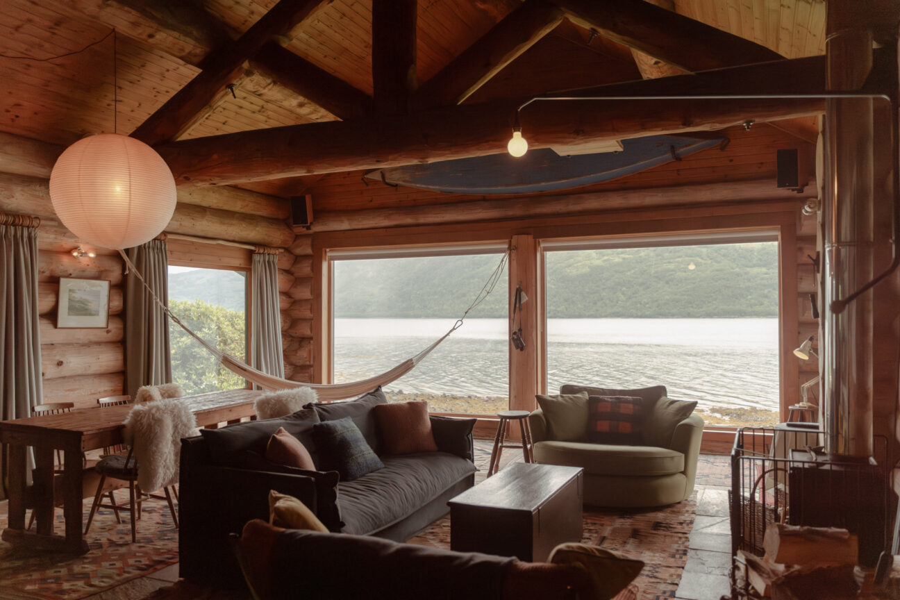 Frith Cabin, Scotland