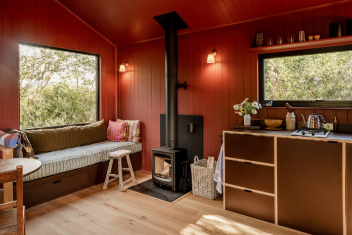 Sussex Shacks - Blackthorn