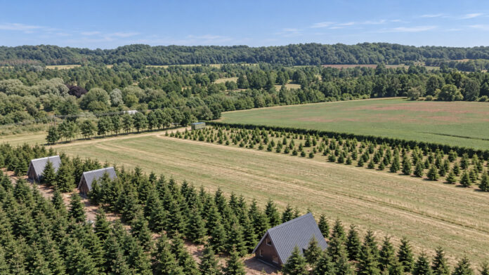 Fields Farm Cabins, Worcestershire