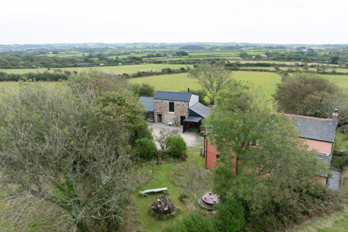Tre Barn, Cornwall